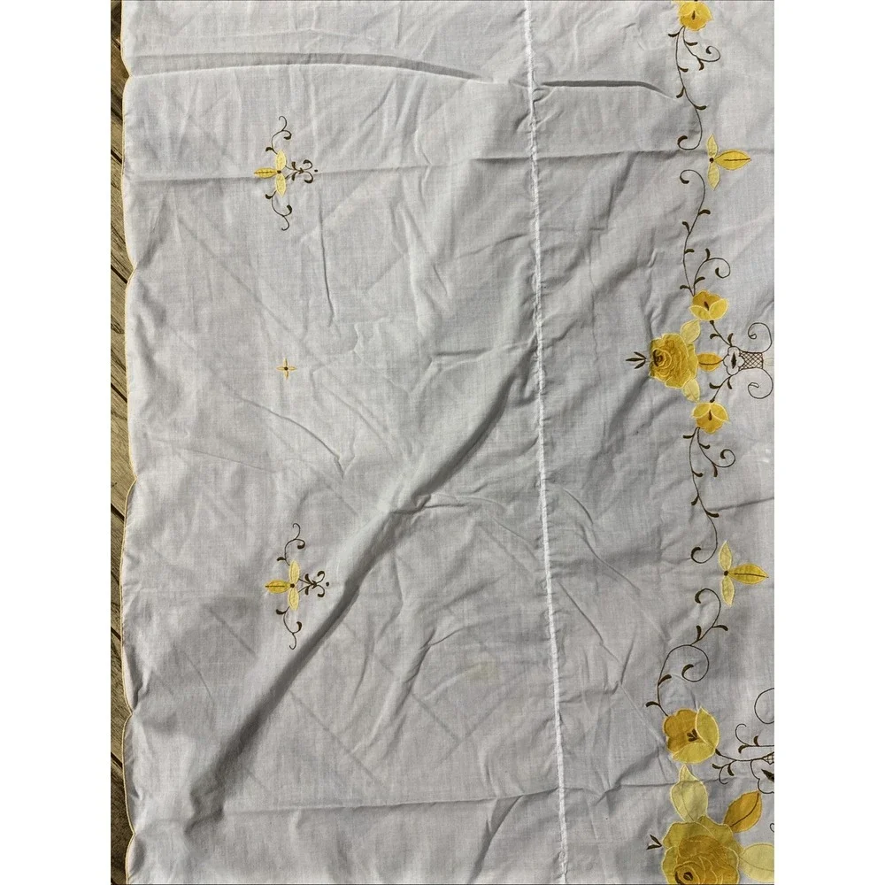 Vintage Hand Embroidered Linen Tablecloth White Yellow Floral 102x62 Rectangular